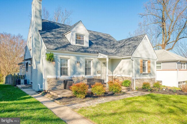 Photo - 612 Windwood Rd Unit 2