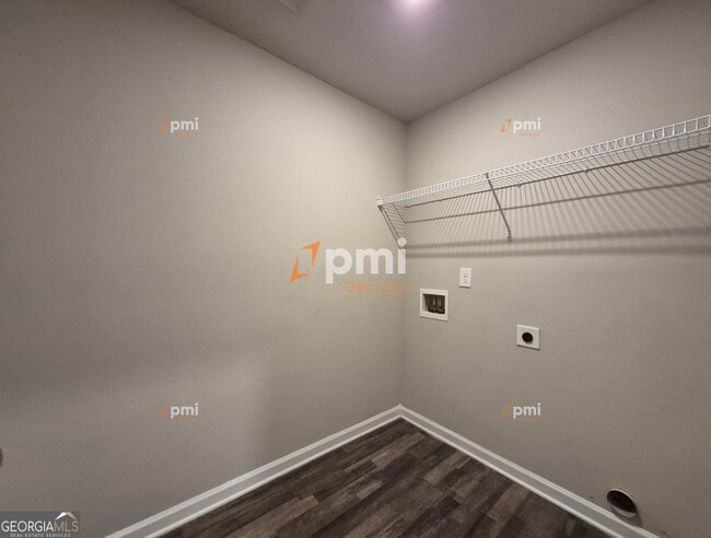 Photo - 255 Hawthorn Trail