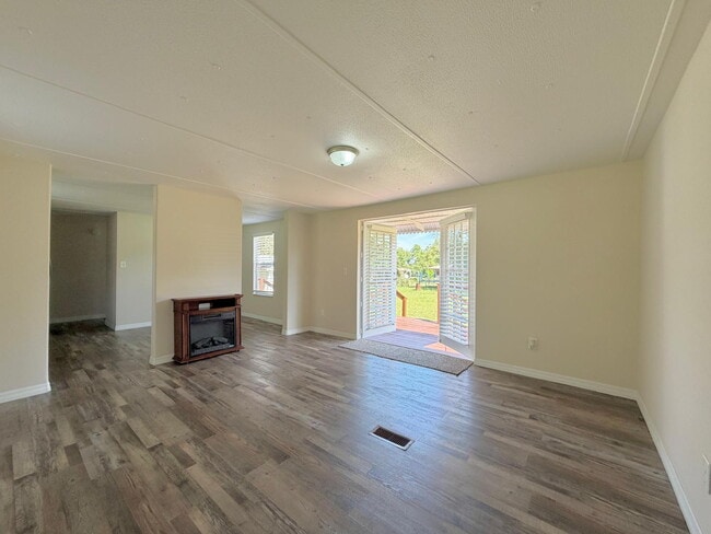 10580 SW 105th Ave