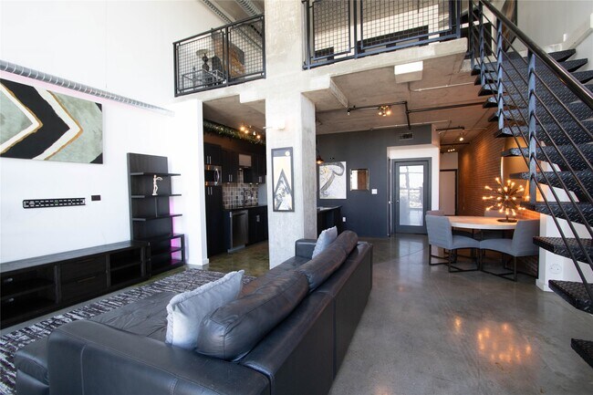 Photo - 2000 Bagby St Unit 11416