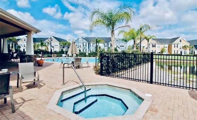 Photo - 5571 Rosehill Rd Unit 205