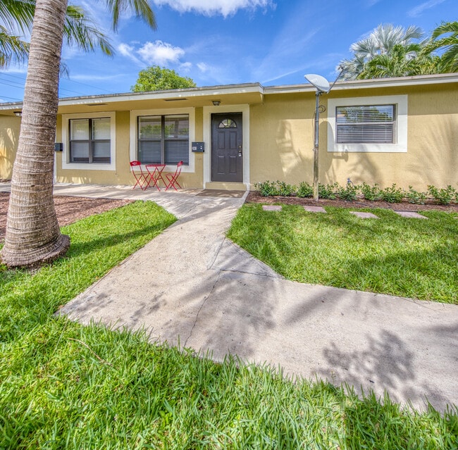 Photo - 241 NE 40th Ct Townhome