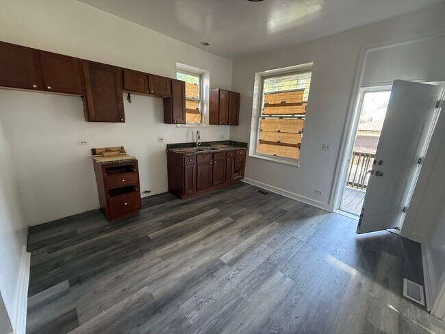 Photo - 1239 S Spaulding Ave Unidad 1RE