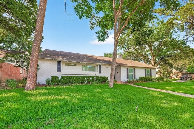 Photo - 10602 Longmont Dr
