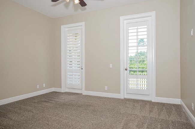 Building Photo - 462 E Rosebud Dr Rental