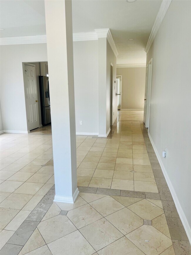 Photo - 8511 Nashwood Ct