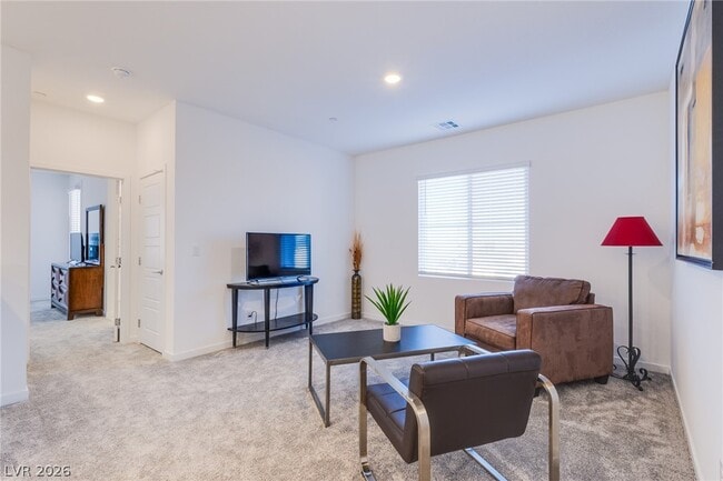 Photo - 145 Aqua Cmns