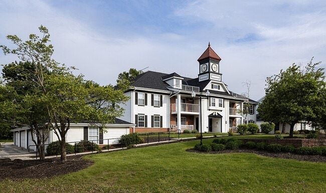 Foxwood Crossing Apartments