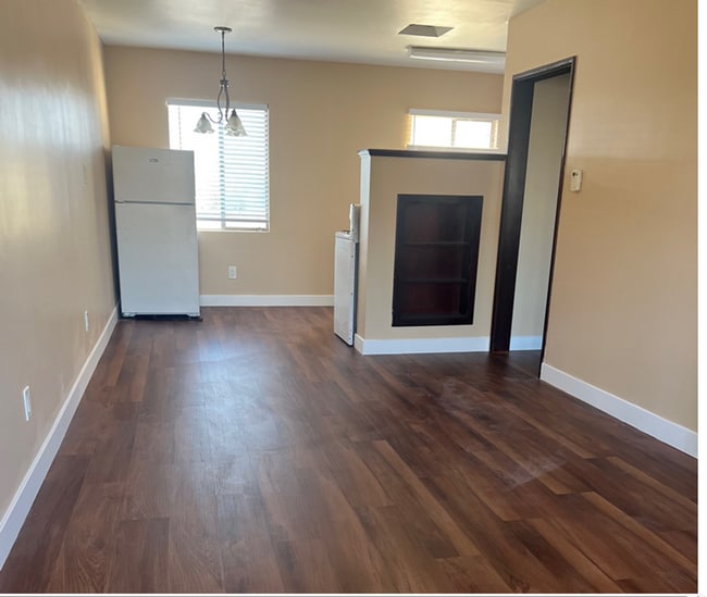 Building Photo - Spacious 1 Bd / 1 Ba Affordable Unit 24 Rental