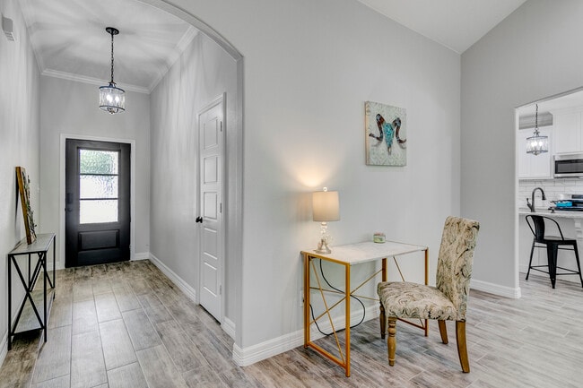 Photo - 9150 Josey St