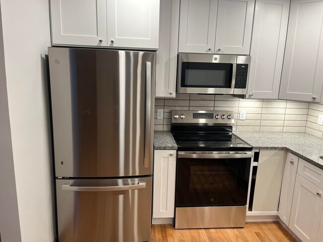 Photo - 1417 Beld St