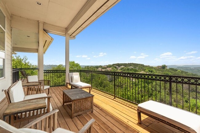 Photo - 6801 Winterberry Dr House
