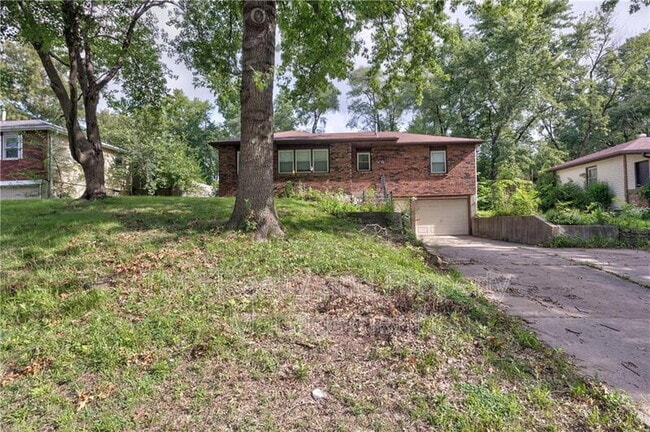 Building Photo - 1416 Kiowa St