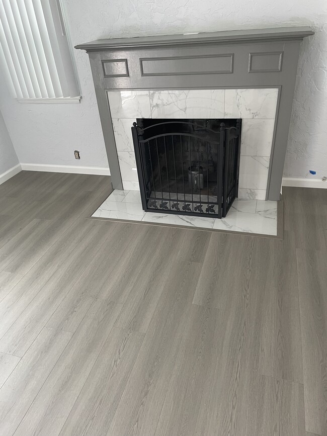 Sala de estar - 14642 Kittridge St Unidad 14642