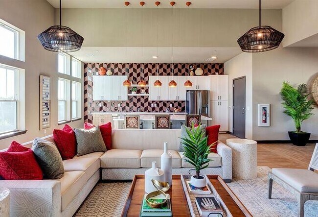 Photo - 4611 N Interstate 35 Frontage Rd Unidad a1