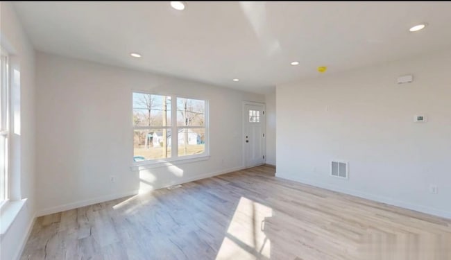 Photo - 613 1st St SW Unit N/A