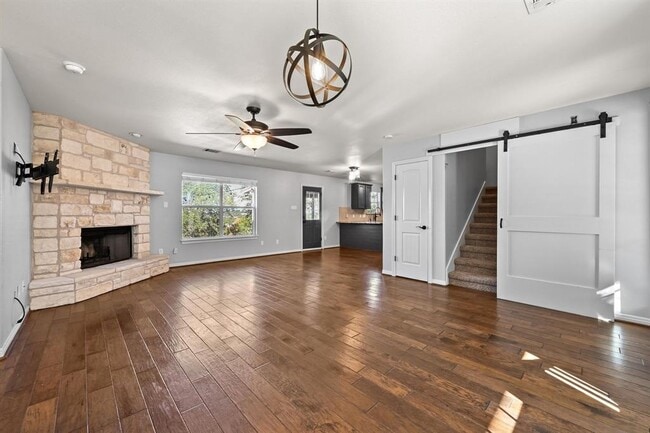 Photo - 4204 Bob Wire Rd