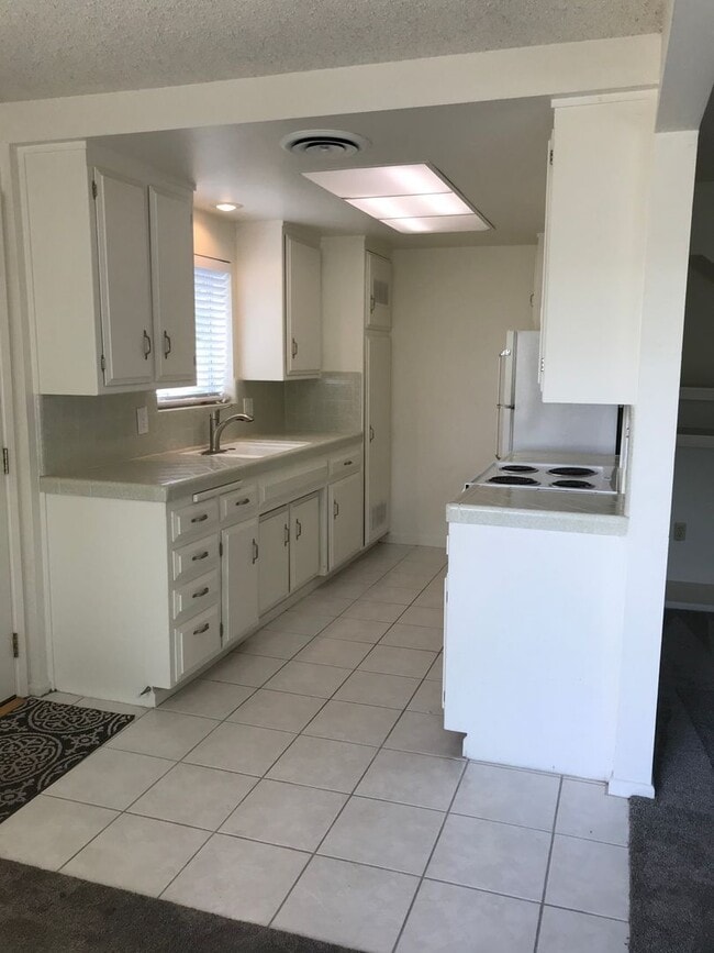 Photo - Quiet Community SLO 2 Bedroom Private Patio - Available Now