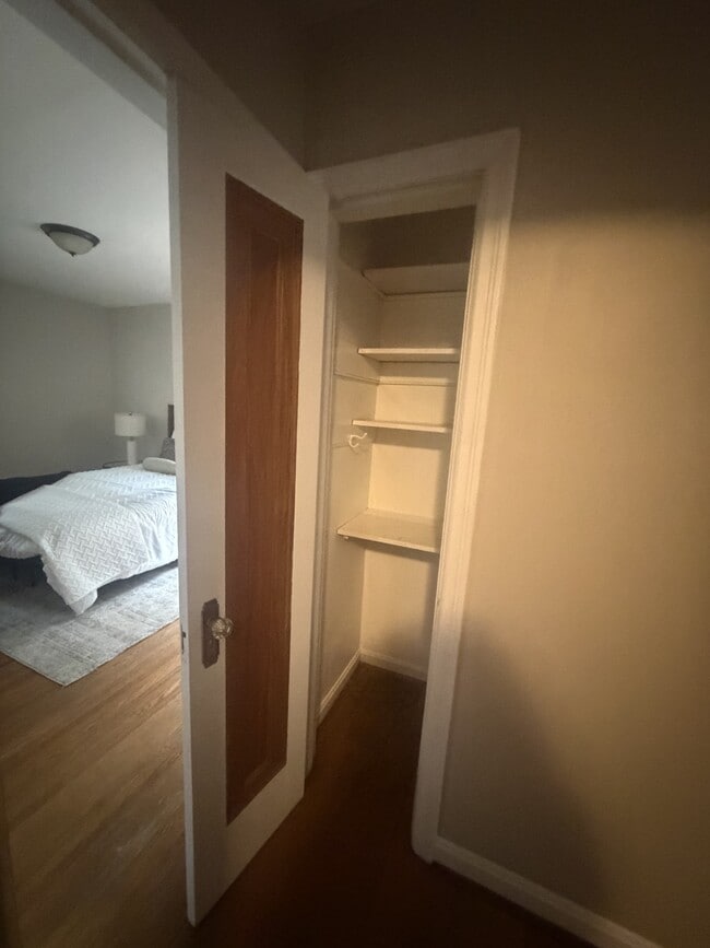 318 E Mitchell Ave Unit 4