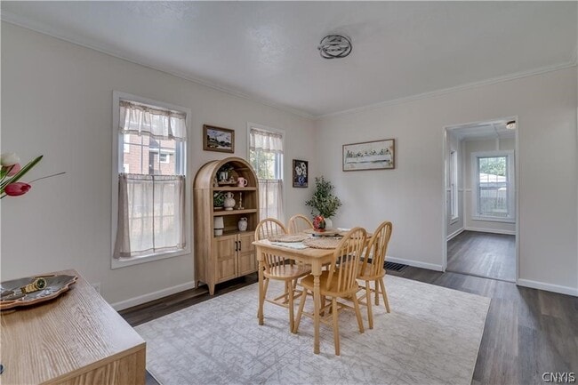 Photo - 380 Brainard St