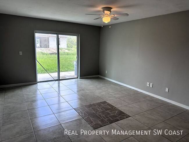 Photo - 774 Holmes Ave