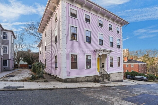 Photo - 35 Bowen St Unit 3