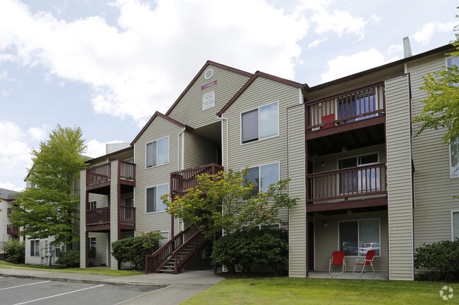 Building Photo - Bethany Meadows Rental