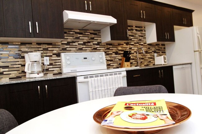 Photo - 3772 Rue De Bullion