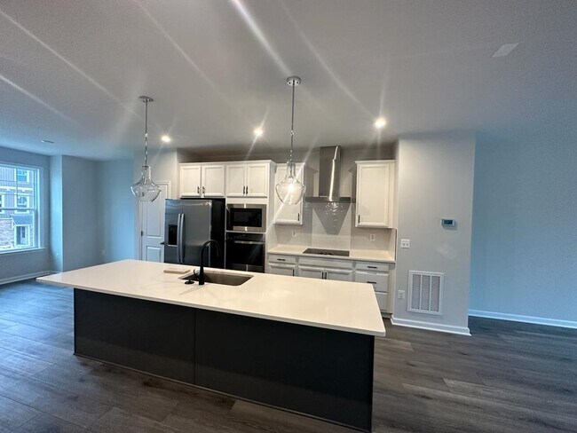 Photo - 581 Rivanna Hl Rd