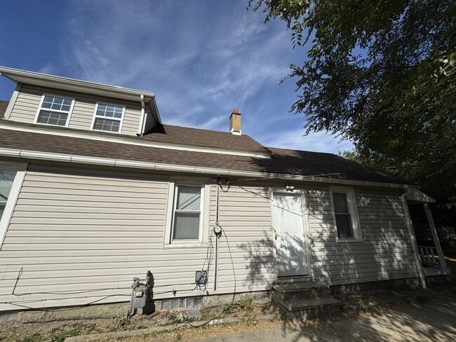 Photo - 3233 W 50th St