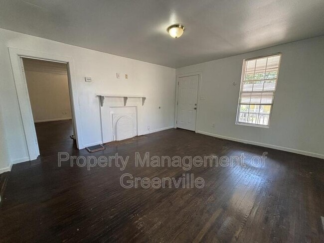 Photo - 135 D St.