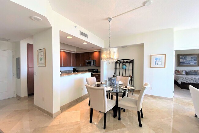 Photo - 801 S Olive Ave