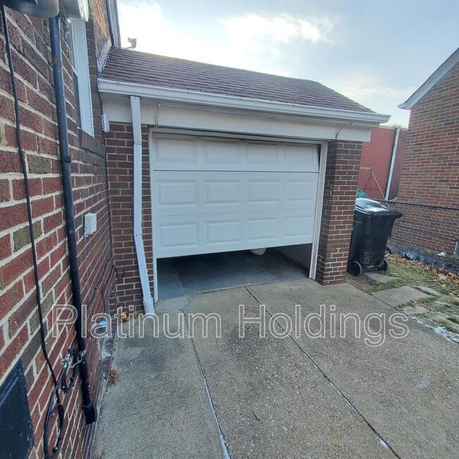 Photo - 1115 Villaview Rd