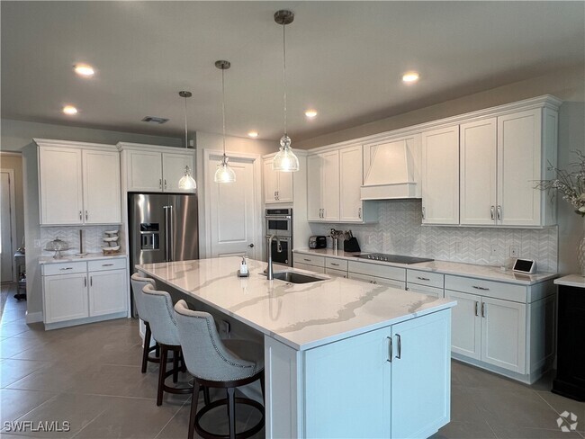 Building Photo - 5717 Legendary Ln Rental