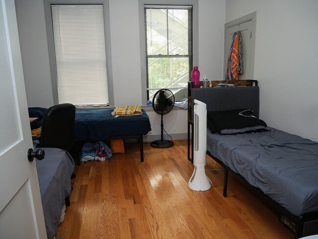 Photo - 15 Maywood St Unit 2