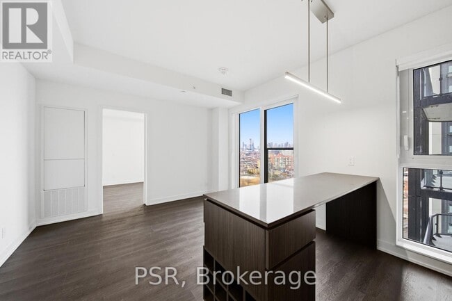 Photo - 70 Ordnance St Unit 1706