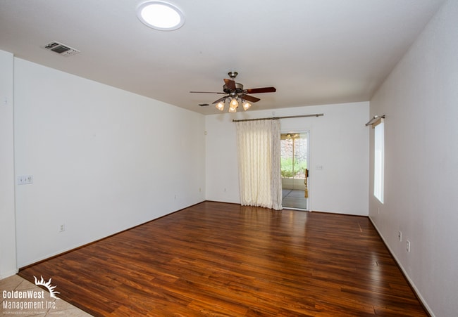 Photo - Charming 2Bdm 2Ba Home Located in the Desi...