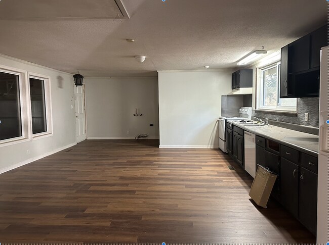 Photo - 4610 Old U.S. 41 N