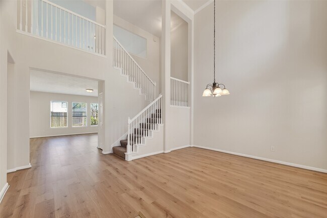 Photo - 2708 Calico Creek Ln