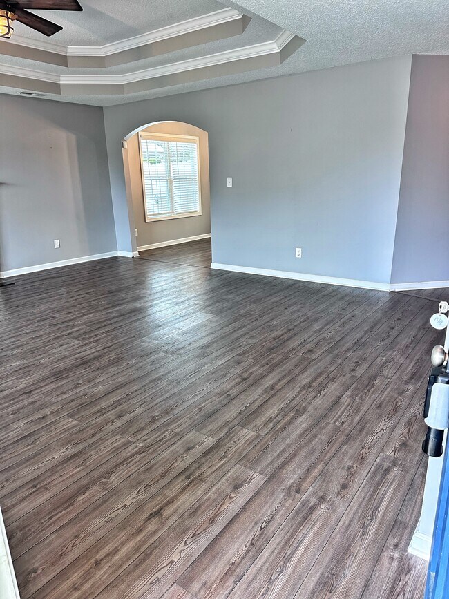 Photo - 131 Regatta Way