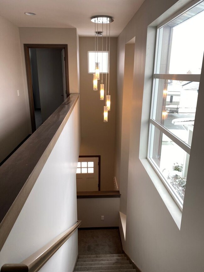 Photo - 1078 Oak Park Dr