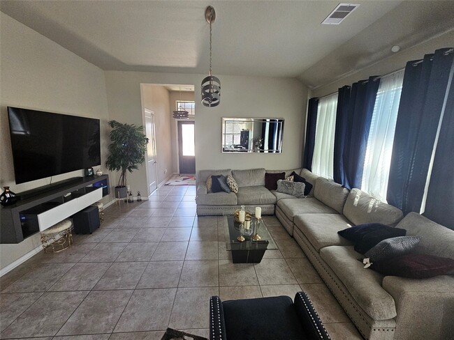 Photo - 8411 Hunters Cliff Dr