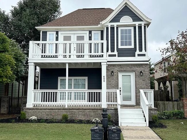 Photo - 600 N Tennyson Ln