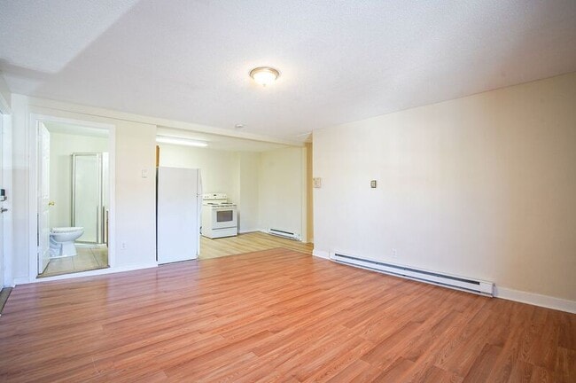 Photo - 43 Oak St