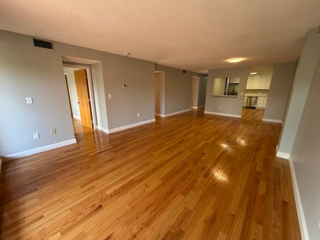 Photo - 1751 Beacon St Unit 304