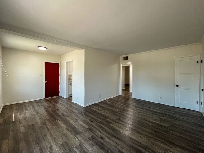 Photo - 3401 W 84th Pl Unit 3403 1/2 (Apt 2)
