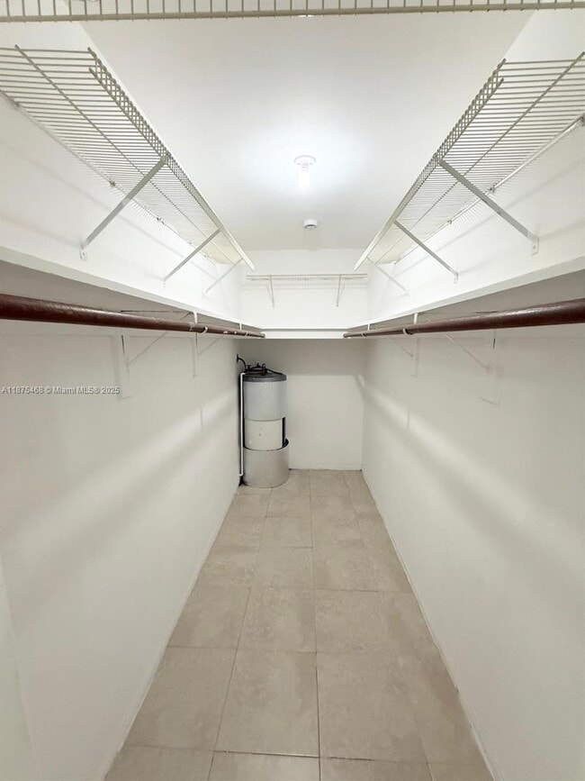 Photo - 315 NW 32nd St Unidad 315