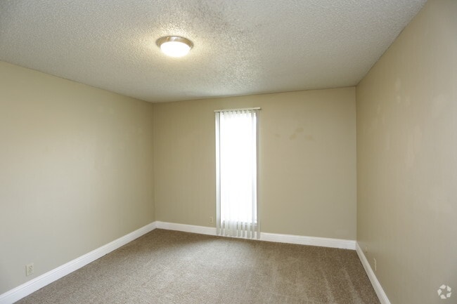 2 Bedroom