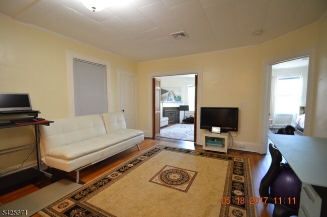 Photo - 83 Summit Ave Unit 3