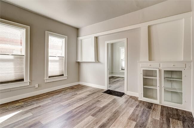 Photo - Beautiful Three Bedroom Triplex Available For Rent Near Pearl Street